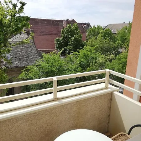 Smiley 2 - Centar Apartamento *